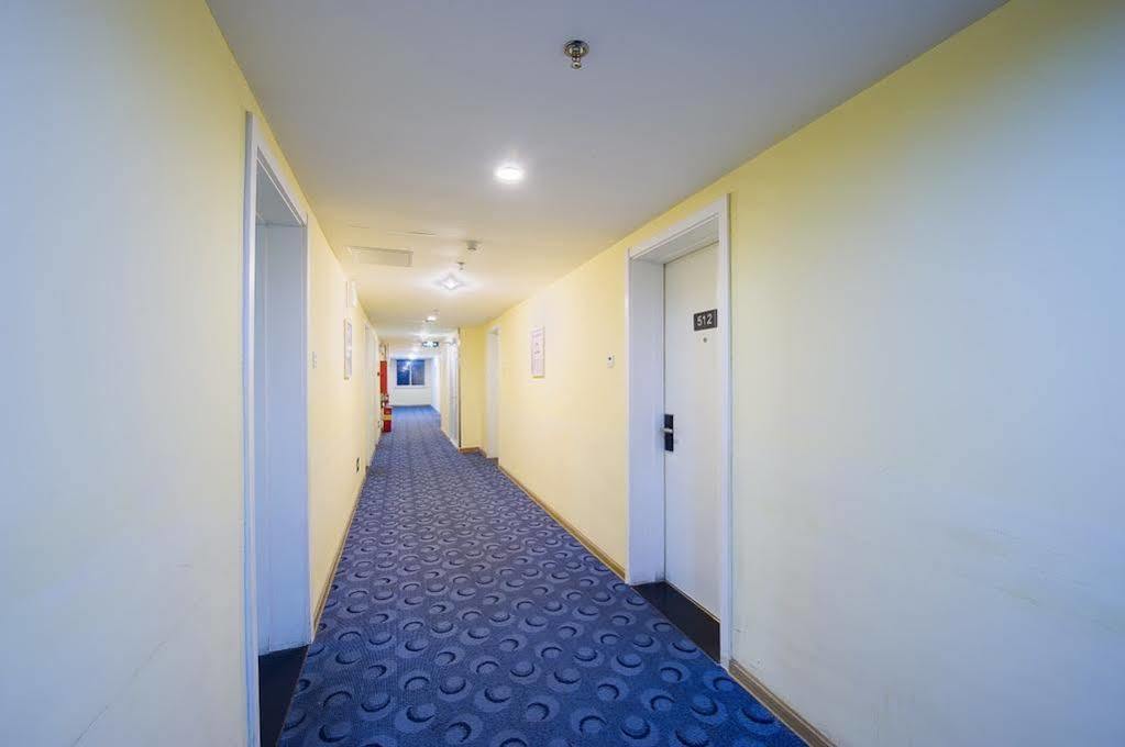 7Days Inn Dalian Harbour Square Ferry Terminal Екстер'єр фото