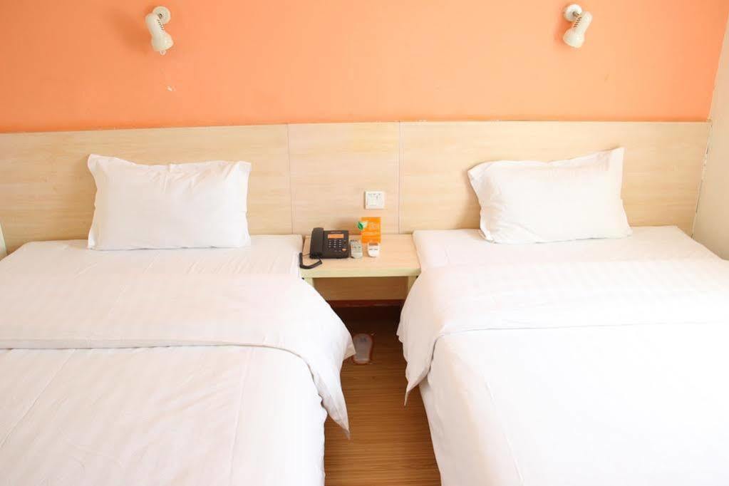 7Days Inn Dalian Harbour Square Ferry Terminal Екстер'єр фото