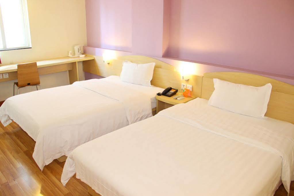 7Days Inn Dalian Harbour Square Ferry Terminal Екстер'єр фото