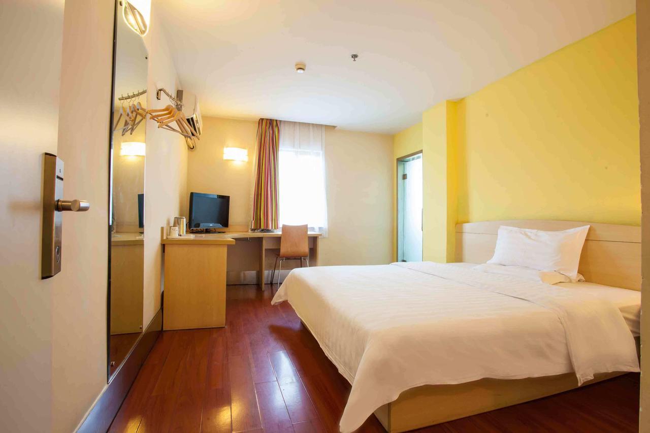 7Days Inn Dalian Harbour Square Ferry Terminal Екстер'єр фото