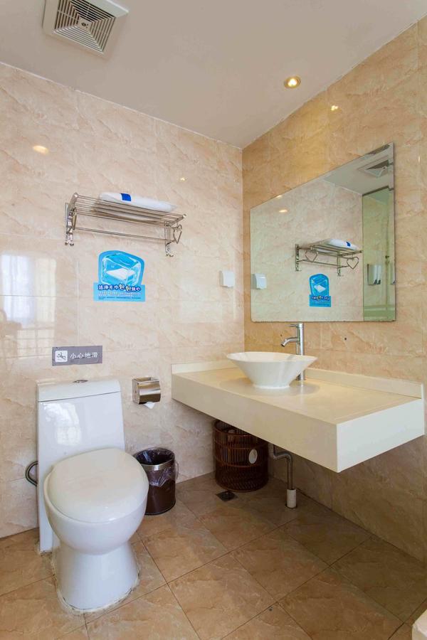 7Days Inn Dalian Harbour Square Ferry Terminal Екстер'єр фото
