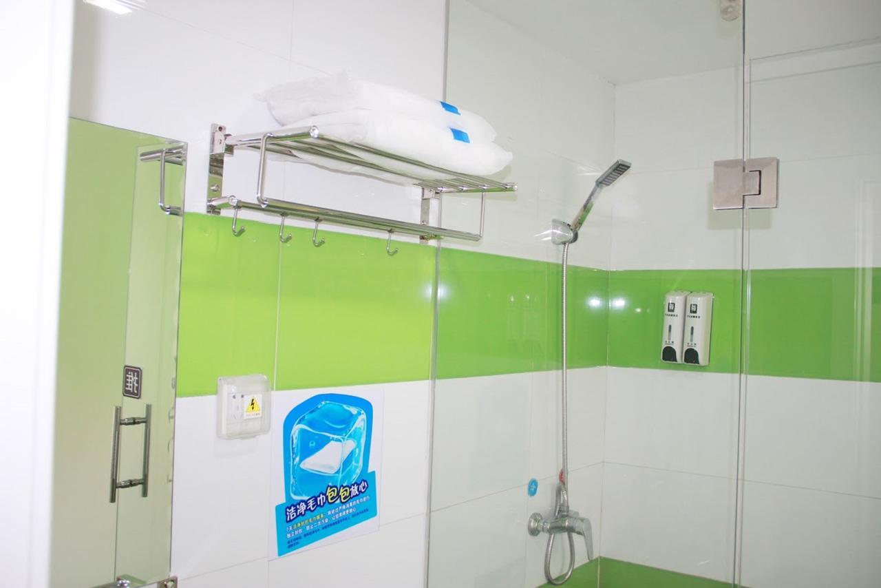 7Days Inn Dalian Harbour Square Ferry Terminal Екстер'єр фото