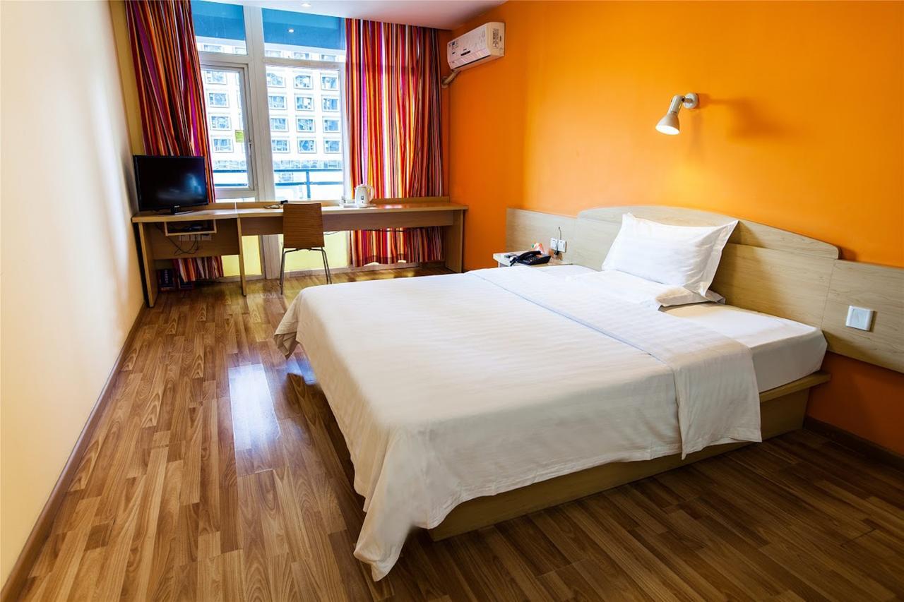 7Days Inn Dalian Harbour Square Ferry Terminal Екстер'єр фото