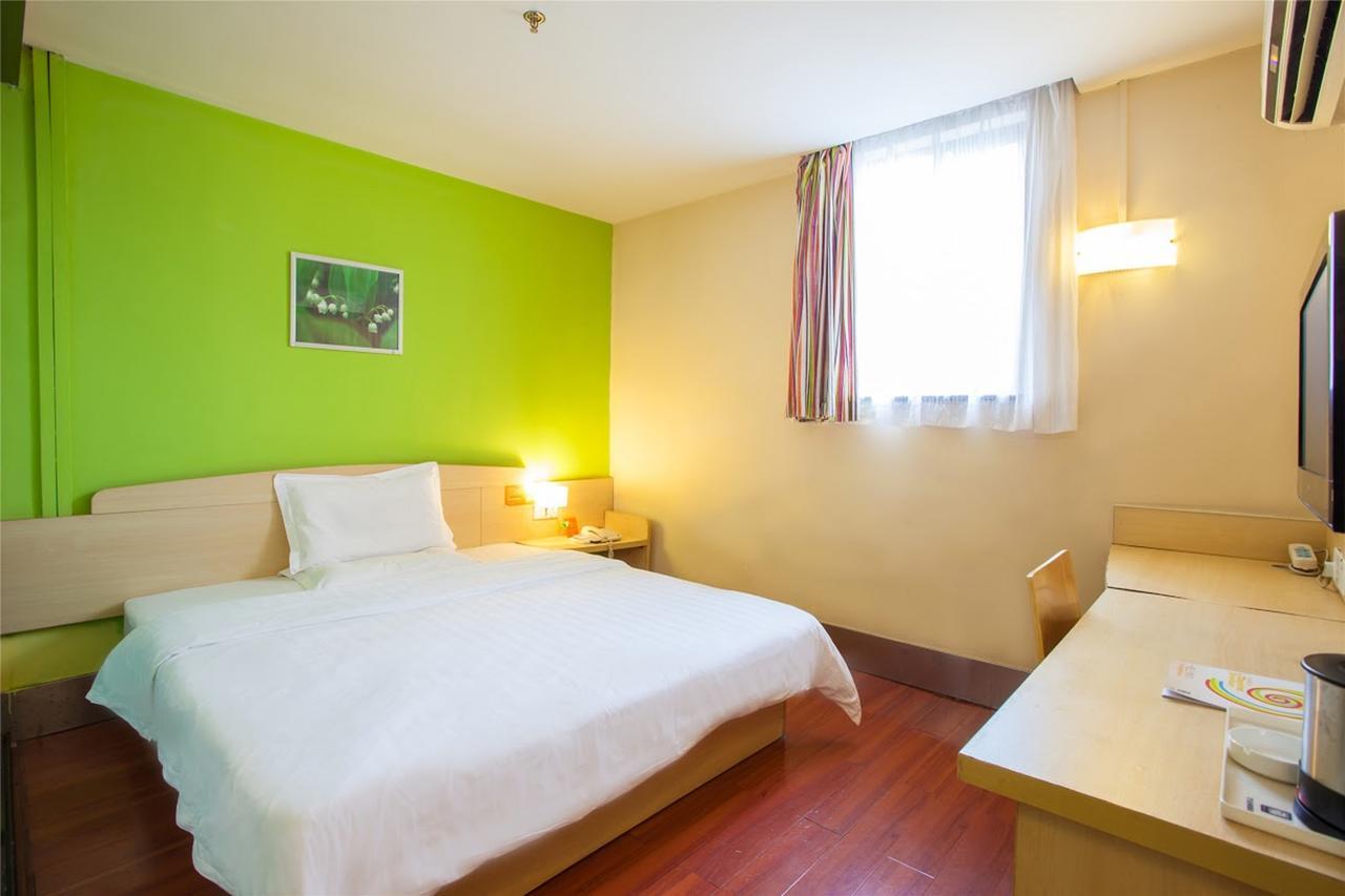 7Days Inn Dalian Harbour Square Ferry Terminal Екстер'єр фото